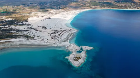 Salda Gölü