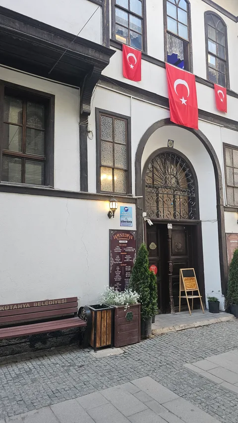 Hanedan Konağı