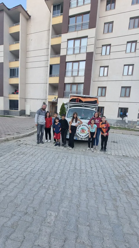 Yüksekova, Esenyurt Mah.
