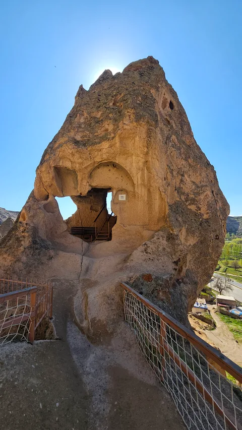 Güzelyurt, Selime