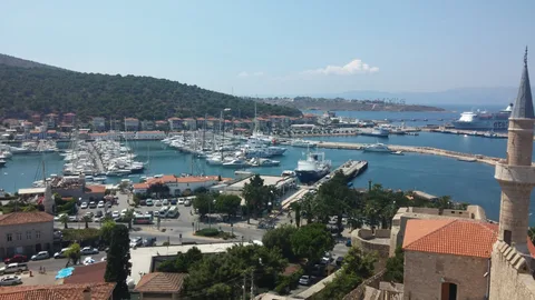 Çeşme Kalesi