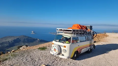 Kaş, Bezirgan