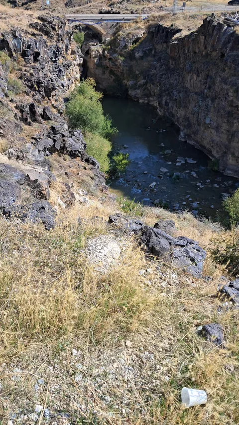 Muradiye, Kemerköprü