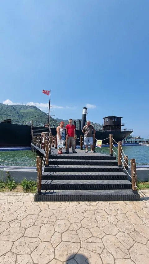Altınordu, Akyazı