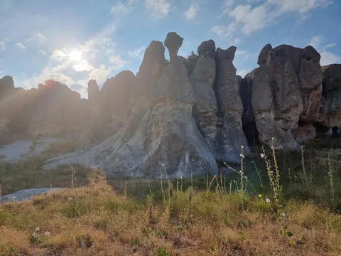 İhsaniye, Üçlerkayası
