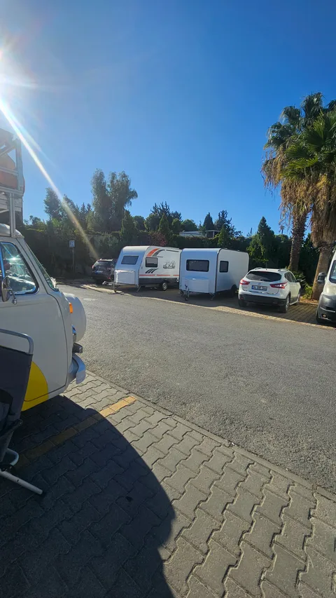 PİAZZA CARAVAN PARKING
