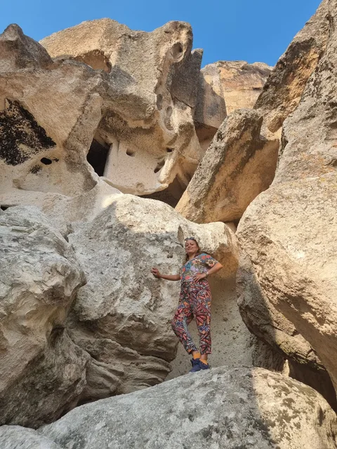 İhsaniye, Üçlerkayası