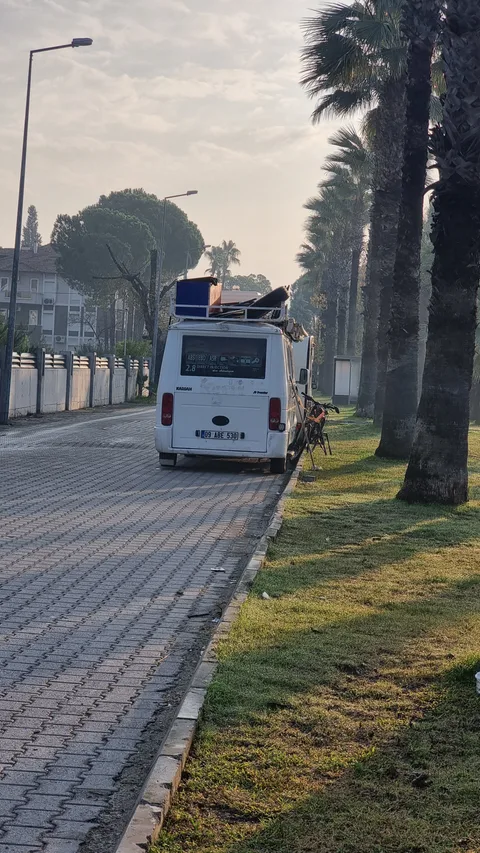 Göl Kenarı Zabıta Kovdu