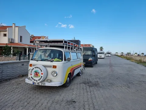 Kuşadası, Davutlar