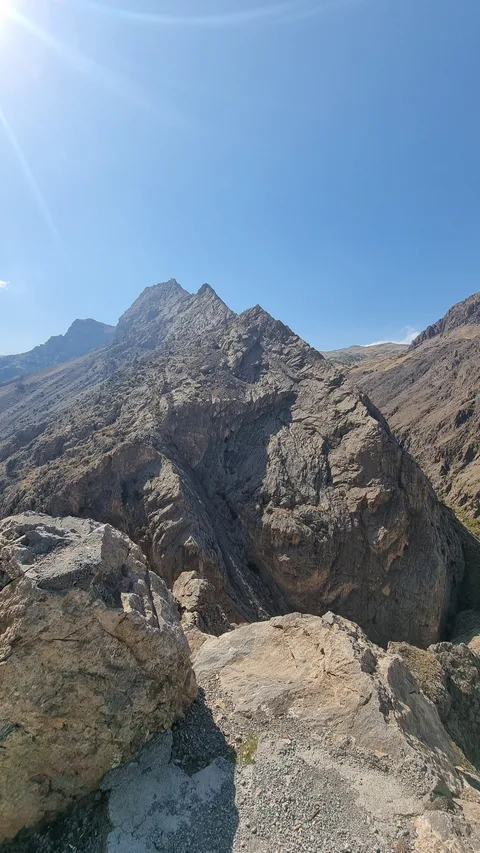Hakkari Merkez, Sümbül