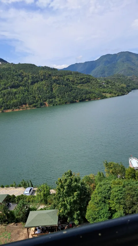 Borçka, İbrikli